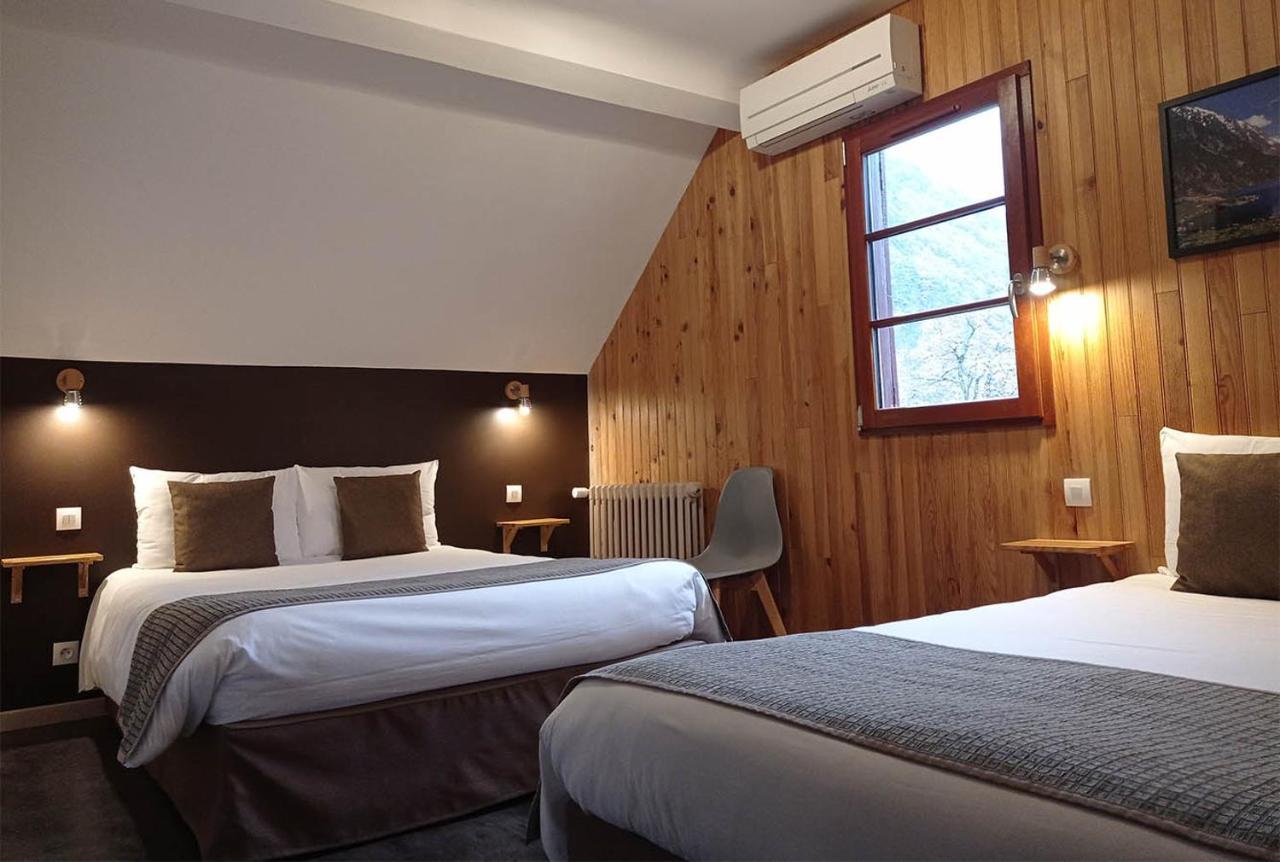 Hotel De La Gare Пьерфит-Несталас Экстерьер фото